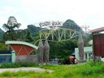 参观国家公园（Cat Ba）